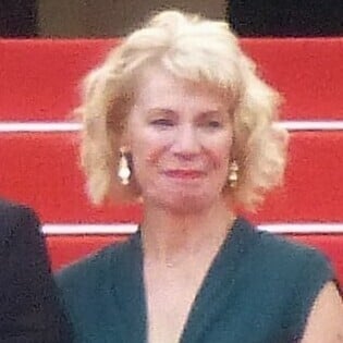 Claire van Kampen