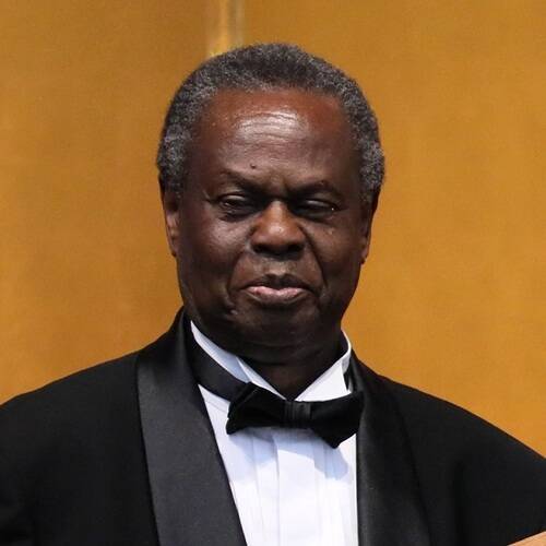 Francis Omaswa
