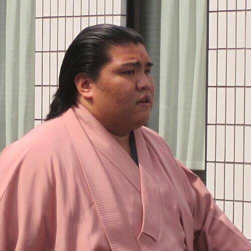 Mitakeumi Hisashi
