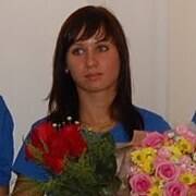 Olena Khomrova