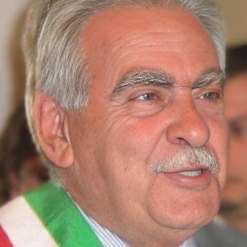 Peppino Vallone