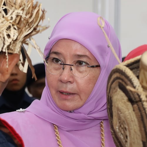 Queen Azizah of Pahang