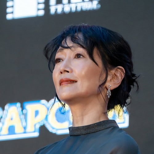 Yumi Asō